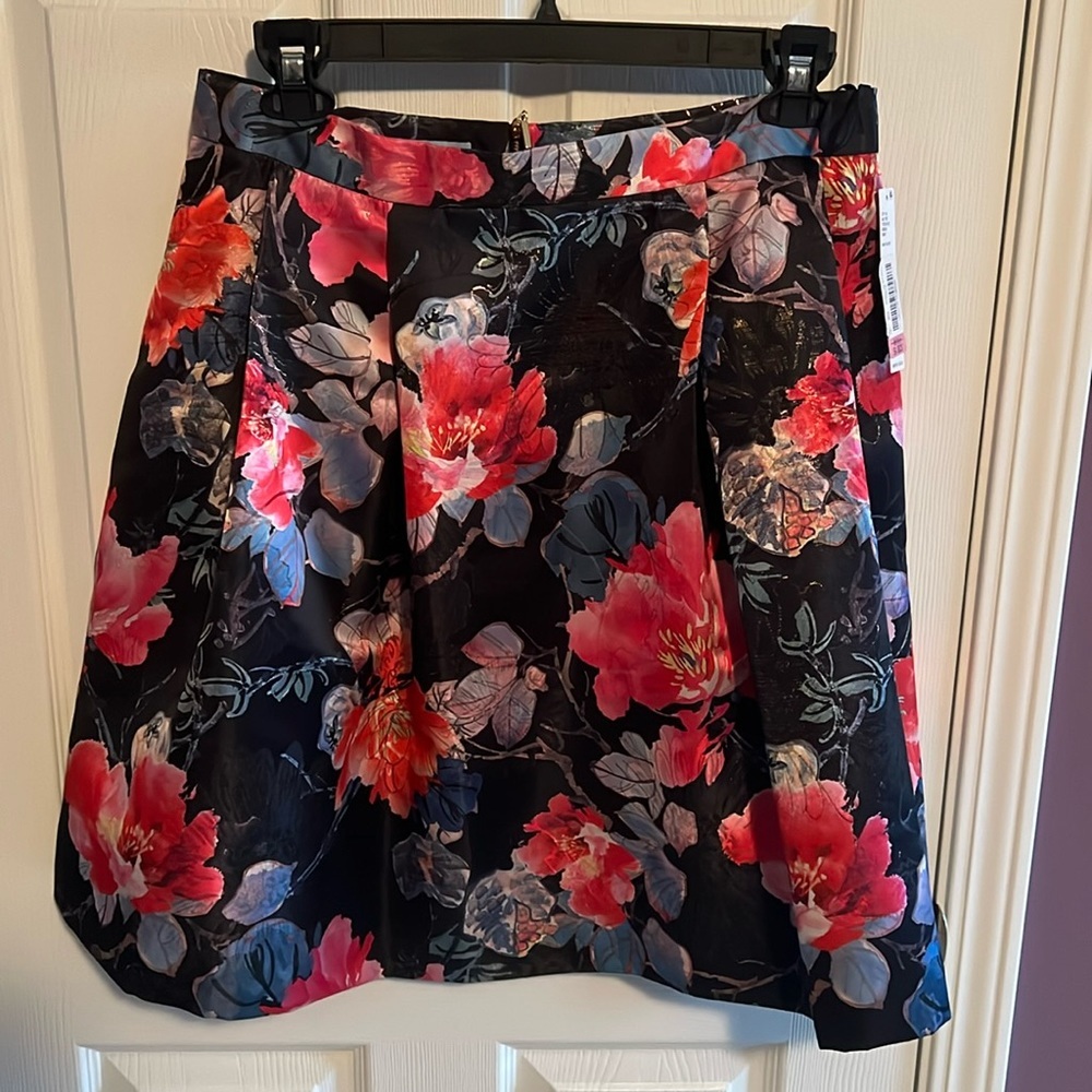 Antonio Melani floral pleated zip up skirt black pink red size 14